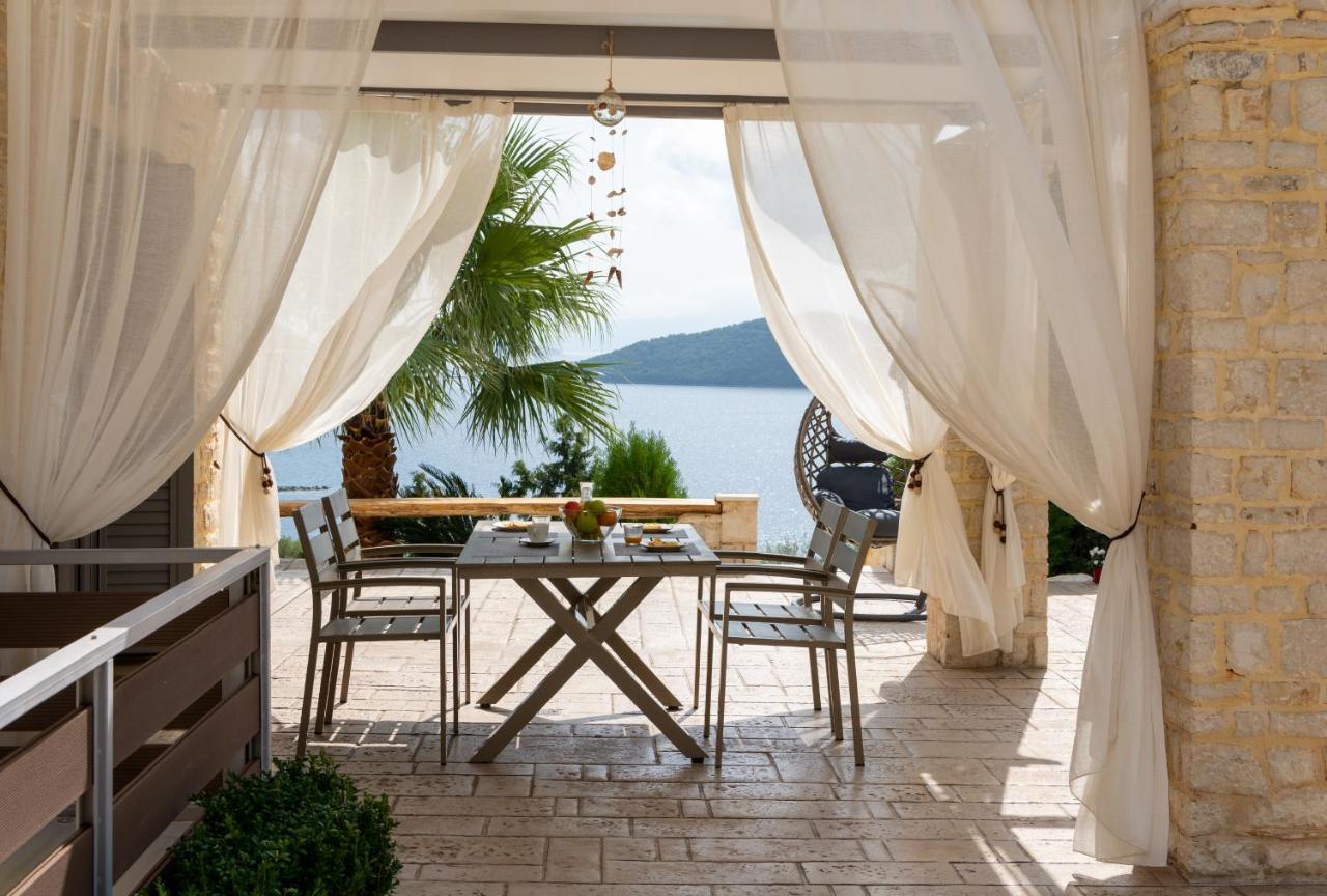 מיקרוס גיאלוס Ionian Diamond Villas מראה חיצוני תמונה