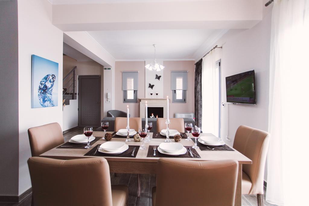 מיקרוס גיאלוס Ionian Diamond Villas מראה חיצוני תמונה