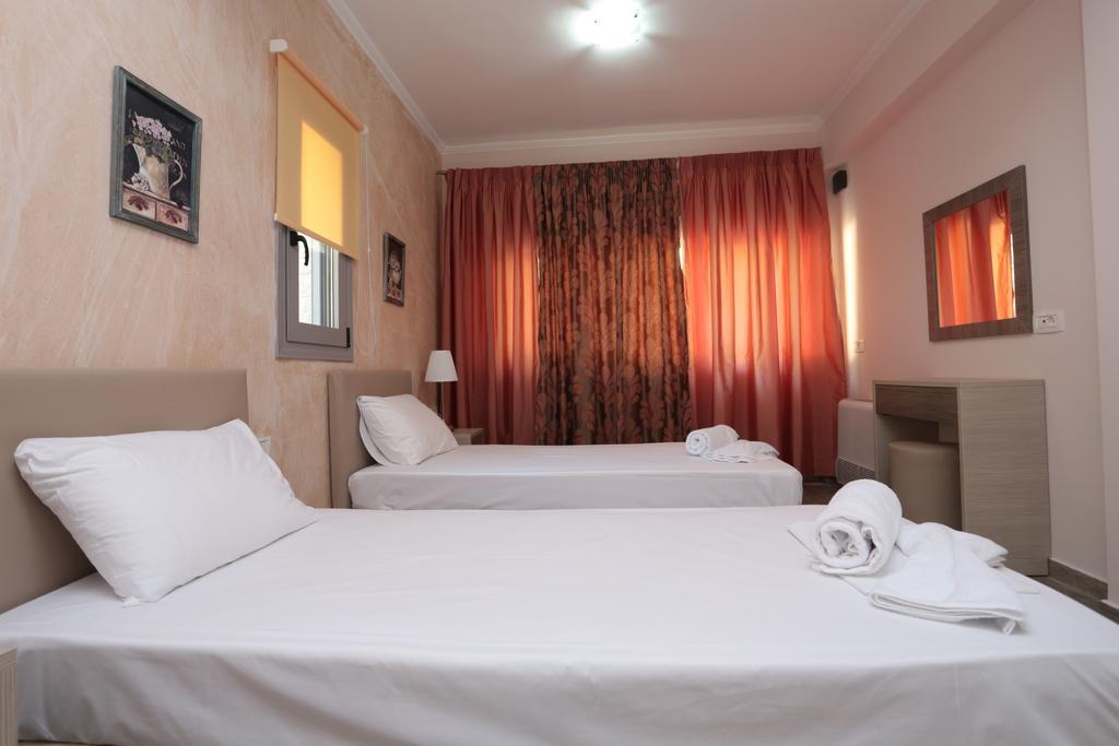 מיקרוס גיאלוס Ionian Diamond Villas מראה חיצוני תמונה